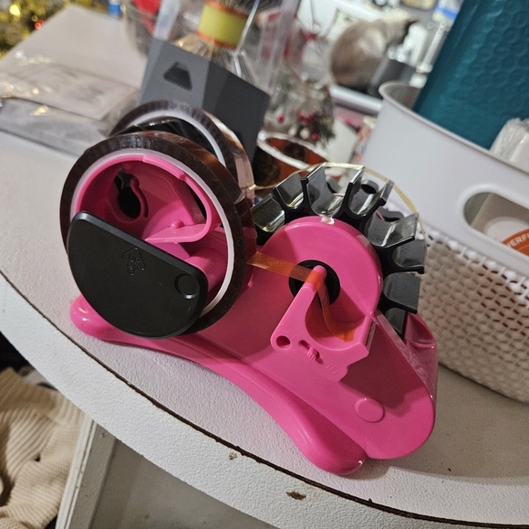 Pink Heat Tape Dispenser Multi Roll 3 Included! - Picture 5 of 6